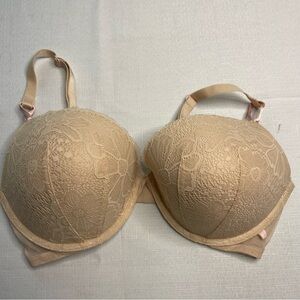 Victorias‎ Secret Lace Beige Push-Up Bra (36DD)